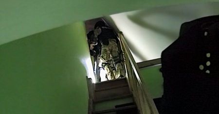 NADZÓR NAD AGENCJĄ TOWARZYSKĄ SPRAWOWALI WEDŁUG GRAFIKU