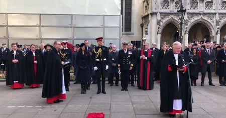 Książę Harry i Meghan Markle pojawili się na obchodach Dnia Pamięci w Wielkiej Brytanii