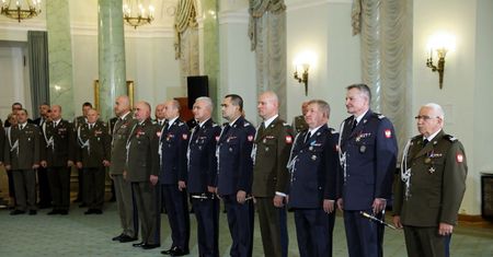 Prezydent wręczył nominacje generalskie