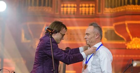 WIESŁAW PRZĄDKA – SREBRNY JUBILEUSZ Z MEDALEM