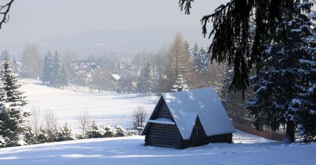 Polacy wybierają na ferie zimowe Zakopane i Wisłę. W tych miastach trudno o rezerwację noclegu