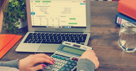 Duże zmiany w podatkach dla firm. Niektóre będą oznaczać dla nich dodatkowe obowiązki