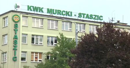 Trzech górników nie żyje, a sześciu trafiło do szpitali po wstrząsie w kopalni Murcki-Staszic