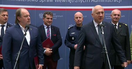 Koniec protestu policjantów. Związkowcy wywalczyli od szefa MSWiA podwyżki i przywileje emerytalne