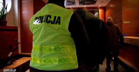 NAJBARDZIEJ UCIĄŻLIWY POLSKI CYBERPRZESTĘPCA W RĘKACH POLICJI