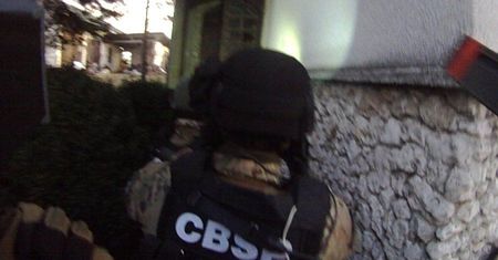 CBŚP, KAOSG I PROKURATURA KRAJOWA ROZBILI GRUPĘ, KTÓREJ CZŁONKOWIE PRZEMYCILI 15 TON MARIHUANY I SPRZEDALI 300 KG AMFETAMINY
