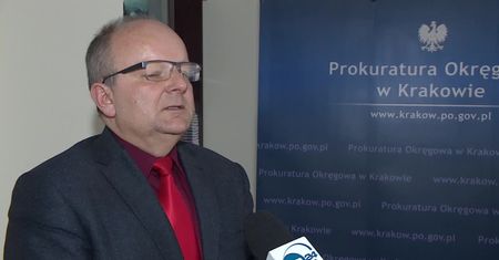 Prokuratura: To kierowca seicento powinien upewnić się, czy nie jest wyprzedzany