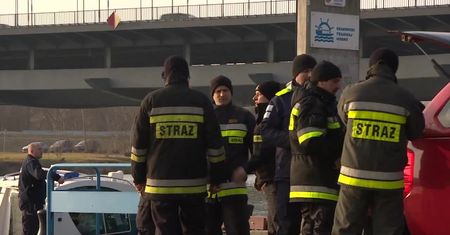 Poszukiwania Piotra Kijanki w Krakowie. Psy tropiące doprowadziły nad Wisłę