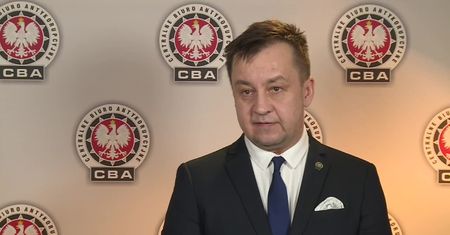 Przestępcy podszywali się pod agentów SKW i ABW. Zostali zatrzymani przez CBA