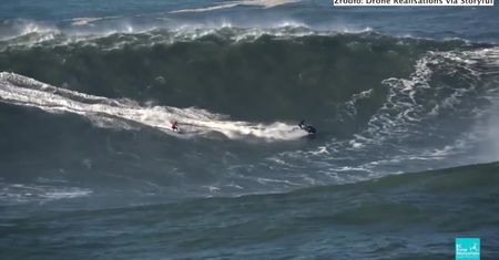 Kilkunastometrowe fale, prędkość i adrenalina. Surferzy dali popis, a wszystko zostało zarejestrowane z lotu ptaka