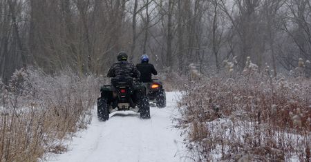 Kierujący quadem po zamarzniętym jeziorze usłyszał zarzut nieumyślnego spowodowania śmierci