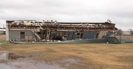 Domy wywrócone do góry nogami, ale nikt nie ucierpiał. Tornado nawiedziło Teksas