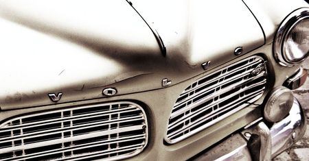Nowy koncept marki Volvo w centrum Warszawy. To pierwszy na świecie salon samochodowy połączony z kawiarnią i centrum kulturalnym