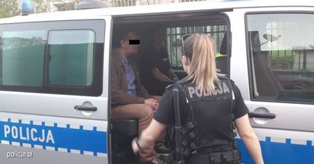 ZA KÓŁKIEM Z PONAD 4 PROMILAMI – ZAREAGOWAŁ INNY KIEROWCA