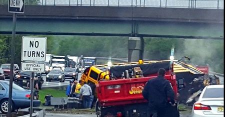 Szkolny autobus zderzył się z Ciężarówką w USA