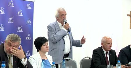 Ryszard Terlecki krytykuje protestujących w sejmie