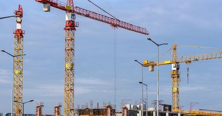 W przyszłym roku deweloperzy będą dalej hamować z inwestycjami. Nowo uruchamianych projektów może być mniej o 2/3