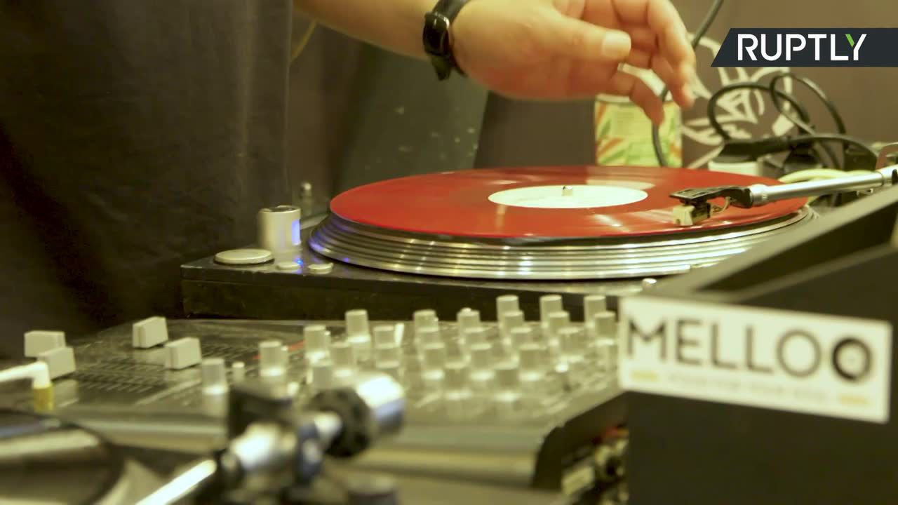 Vinyl za pizzę! W tej włoskiej restauracji można płacić… płytami