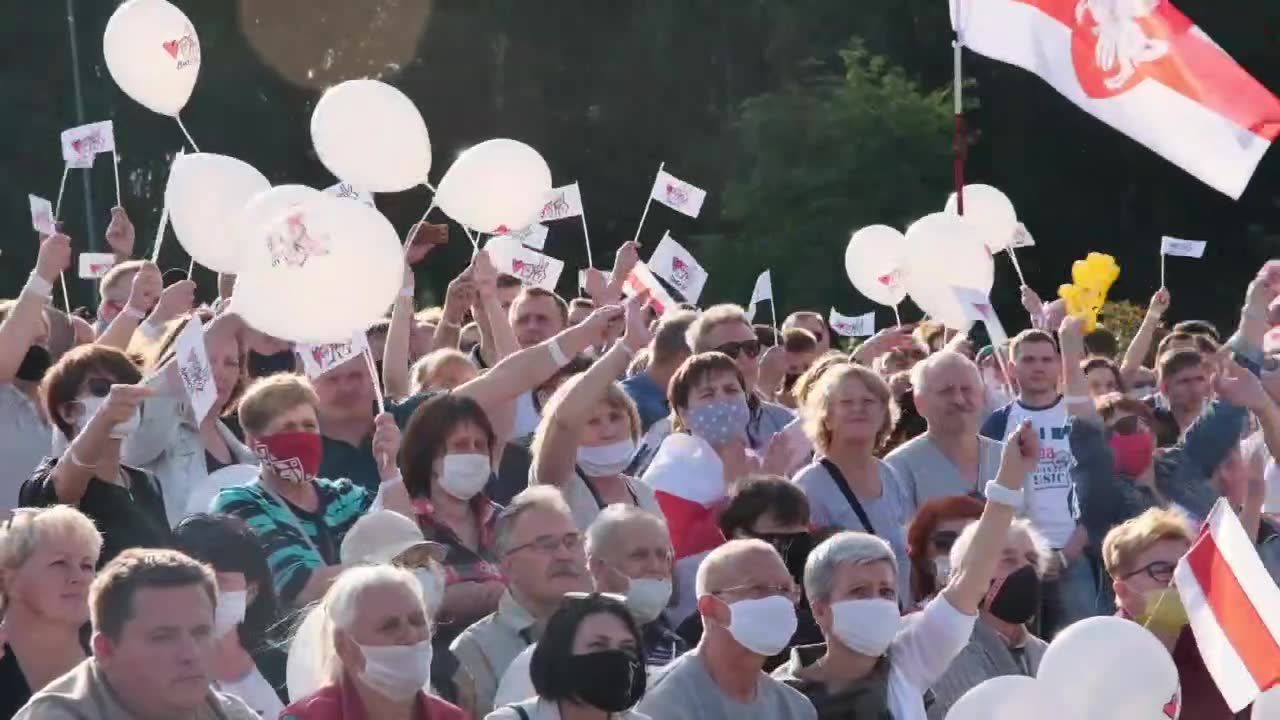 Tysiące osób na wiecu kandydatki na prezydenta Białorusi. Największa demonstracja opozycji od 10 lat