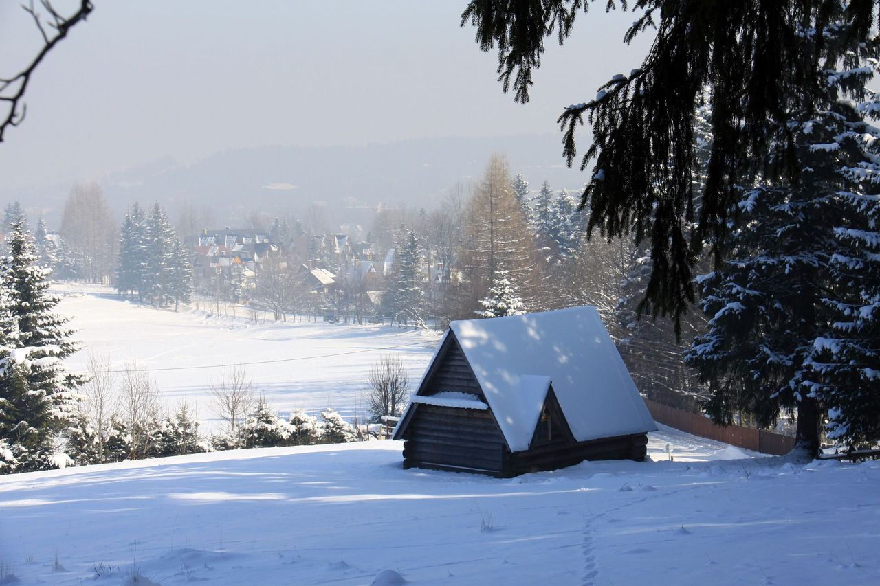 Polacy wybierają na ferie zimowe Zakopane i Wisłę. W tych miastach trudno o rezerwację noclegu