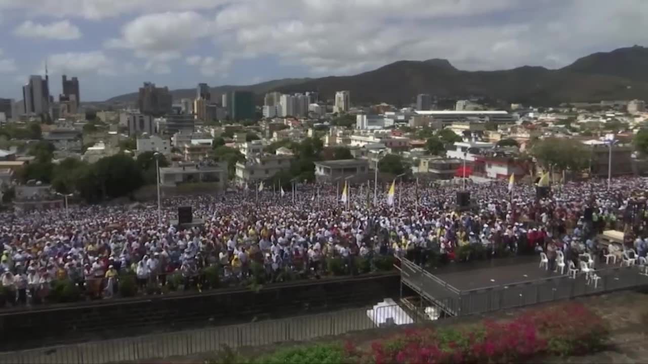 Papież Franciszek na Mauritiusie. 100 tys. osób uczestniczyło we mszy świętej w stolicy kraju