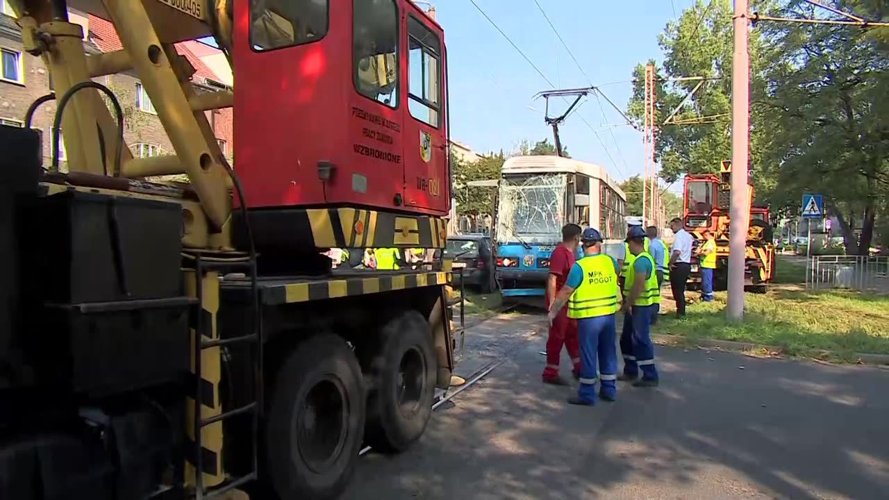 Siedem osób zostało rannych w zderzeniu autobusu z tramwajem we Wrocławiu