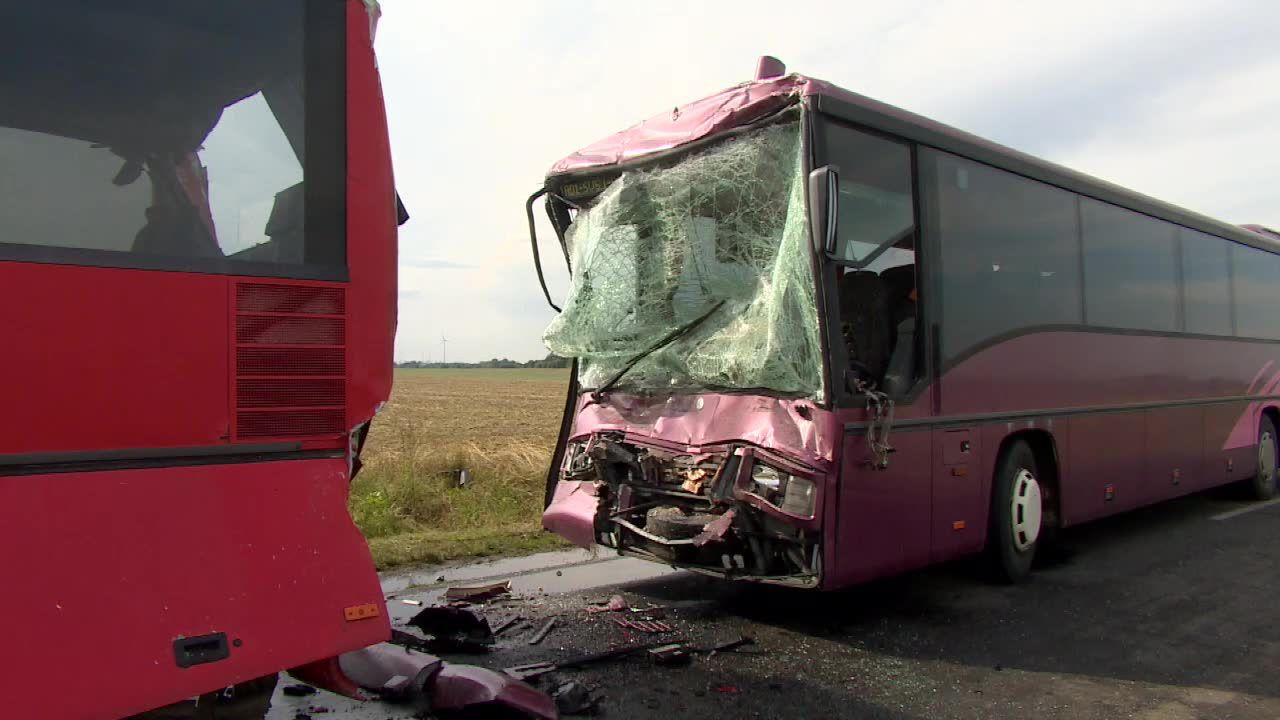 24 osoby zostały ranne w zderzeniu dwóch autobusów na Dolnym Śląsku