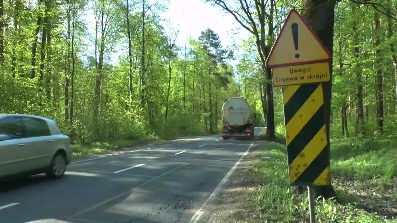 Dwie blokady i strzały w kierunku uciekającego kierowcy!! (VIDEO)