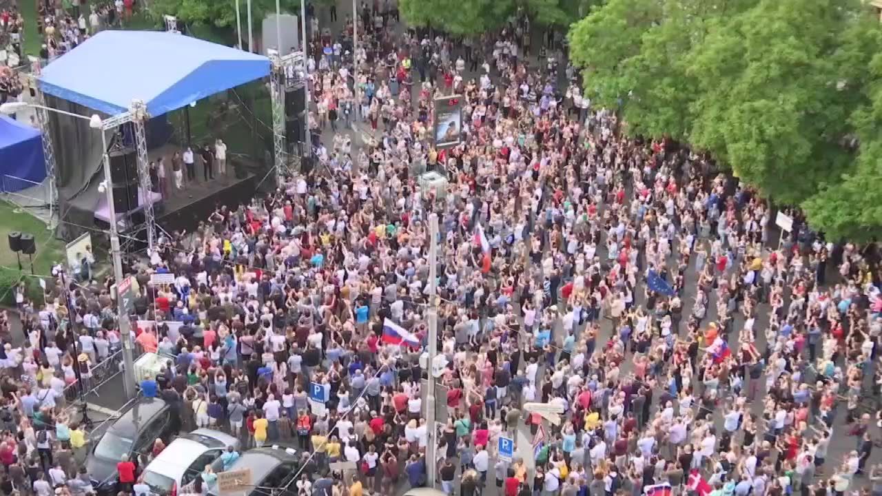 Antyrządowe protesty na Słowacji