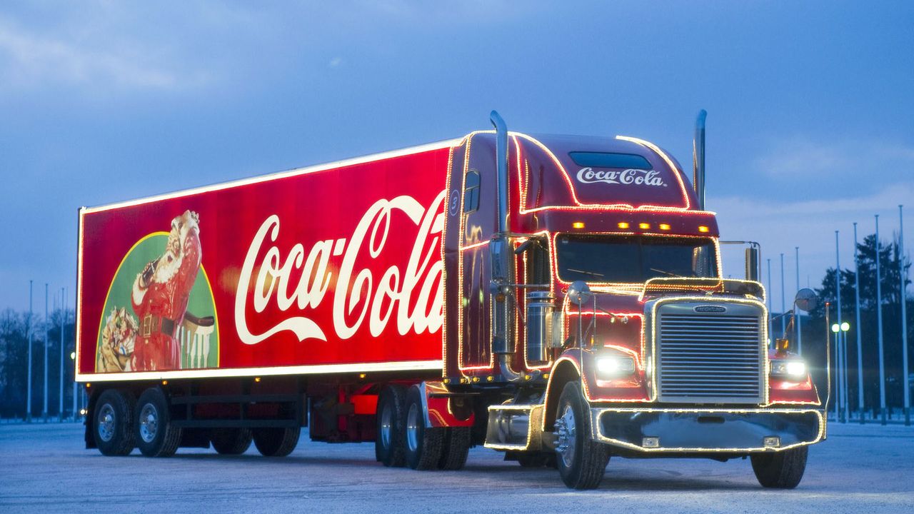 Ciężarówki Coca-Cola zakreślą na mapie Polski kształt serca. Odwiedzą 32 miasta