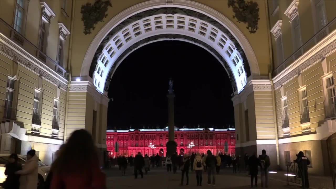 Petersburg świętuje 100. rocznicę rewolucji październikowej