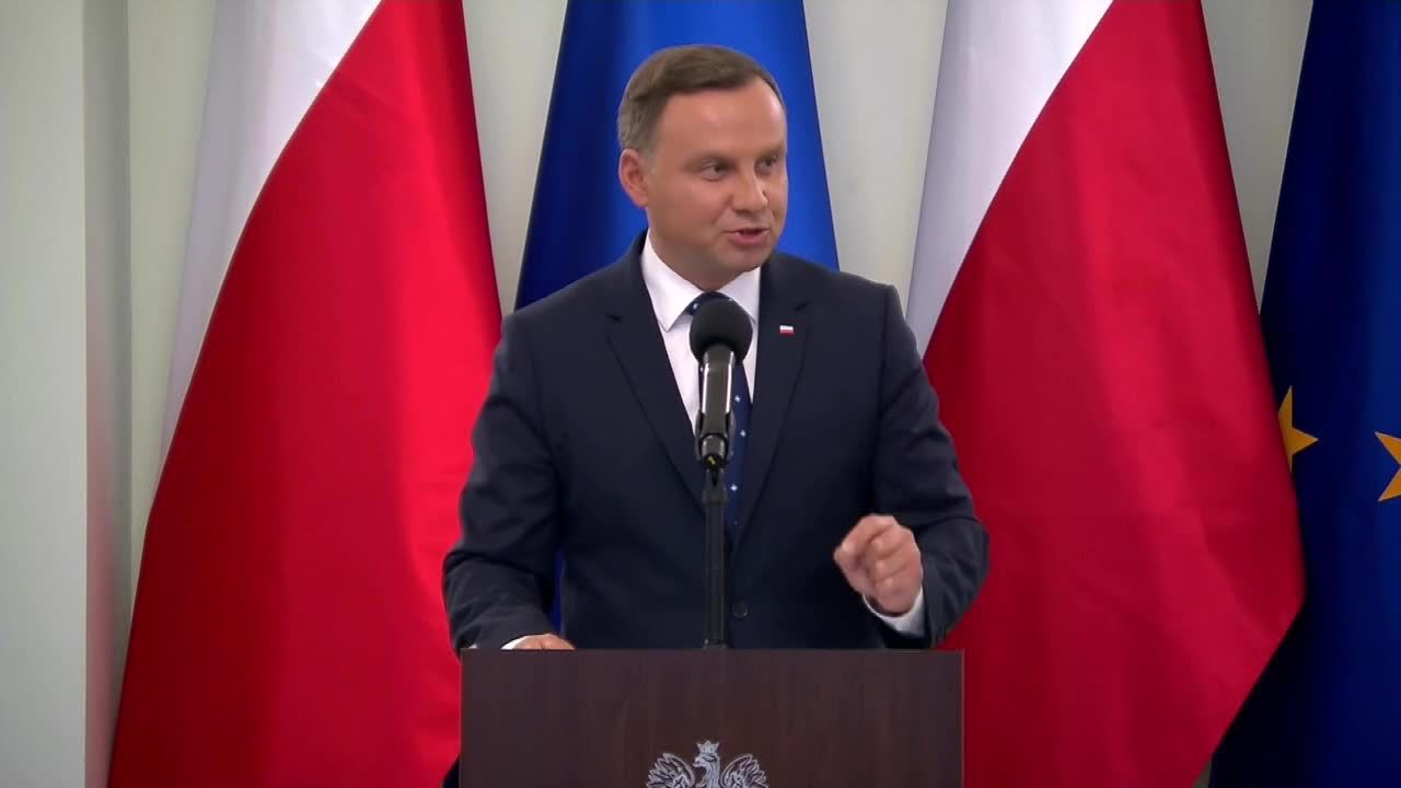 Andrzej Duda przedstawił propozycje zmian w sądownictwie. Prezydent chce też zmian w Konstytucji