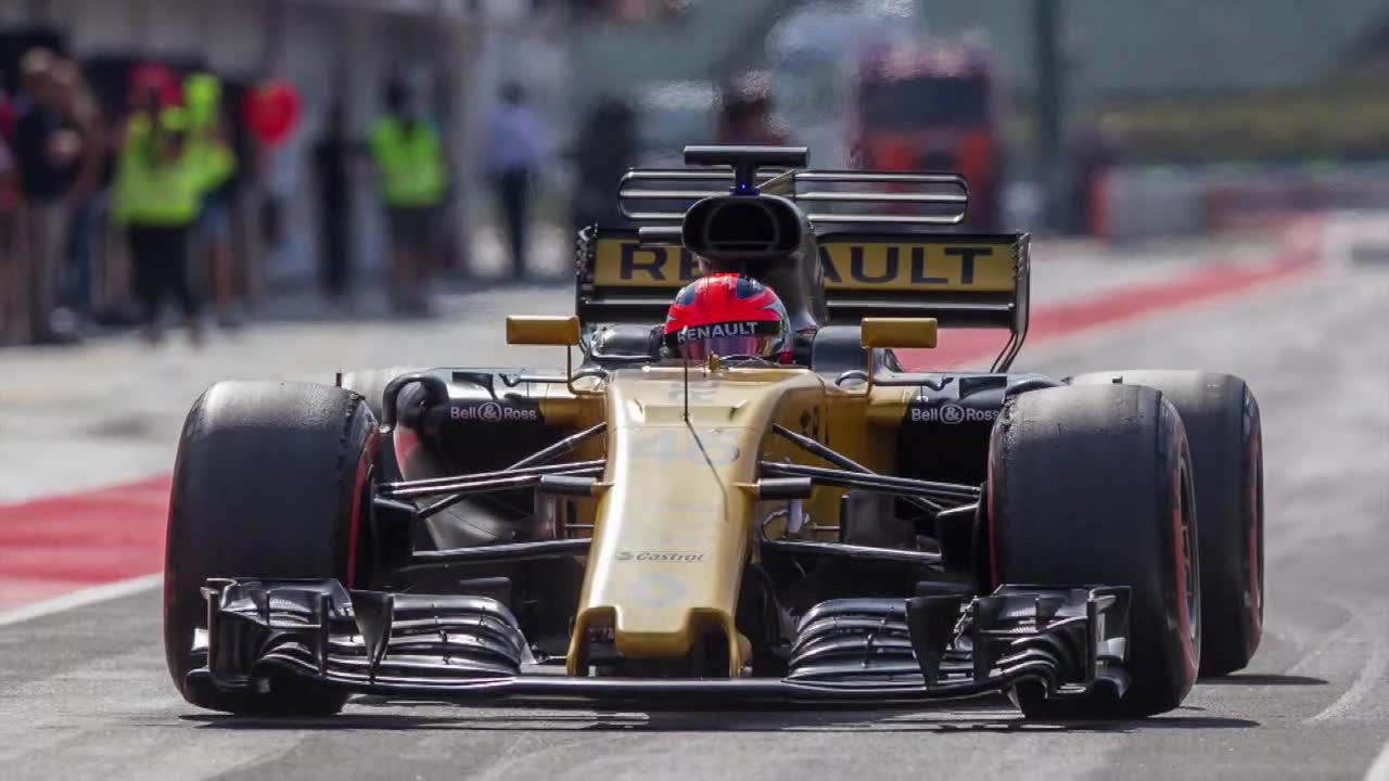 Robert Kubica testuje najnowszy bolid Renault na torze Hungaroring