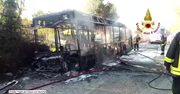 Pożar autobusu w północnych Włoszech. Kierowca i pasażerowie zdołali uciec