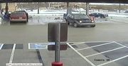 Staranował dystrybutor paliwa i trzy samochody, a następnie groził świadkom i funkcjonariuszom. Szaleniec z Ohio w rękach policji