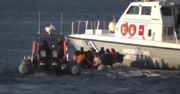 Strzały w wodę i odpychanie bosakiem. Turcja rozsyła nagranie z atakiem greckiej straży przybrzeżnej na ponton migrantów