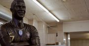 Szwajcarski choloatier stworzył rzeźbę Cristiano Ronaldo z… czekolady