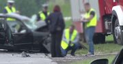 Wracali z matury, zderzyli się z dostawczakiem. 19-latek nie żyje, troje innych w szpitalu