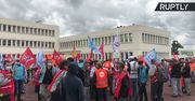 Kryzys ekonomiczny dopadł Renault. Pracownicy fabryk protestują przeciwko zwolnieniom