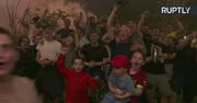 Race, fajerwerki i głośne śpiewy. Kibice Liverpoolu świętowali pierwsze od 30 lat mistrzostwo Anglii