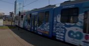 Kraków gasi latarnie i wstrzymuje tramwaje.