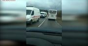 Koronawirus zbiera śmiertelne żniwo w Rosji. Kilkadziesiąt ambulansów czekało na wjazd do szpitala
