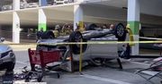 Samochód spadł z 3. piętra parkingu w Los Angeles