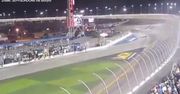 Dramatyczny wypadek podczas wyścigu Daytona 500. Samochód stanął w płomieniach, kierowca trafił do szpitala