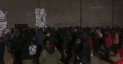 Nielegalny rave we Francji. Policja wystawiła 450 mandatów, trzech żandarmów zostało rannych