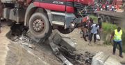 Ciężarówka wjechała w ryksze z pasażerami w Kamerunie. Zginęło 7 osób, wiele zostało rannych