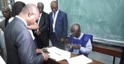 Wybory prezydenckie w Kongo. Głosowanie utrudniały kolejki, ulewne deszcze i awarie komputerów