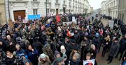 Trwa “Czarny Piątek” na ulicach Warszawy. Protesty przeciwko zaostrzeniu prawa aborcyjnego