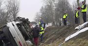 11 rannych, dwie trafiły do szpitala. Wypadek autokaru w Świebodzicach