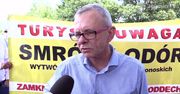 Mają dość odoru i ciągłych pożarów wysypisk. Protest mieszkańców Kostrzycy k. Jeleniej Góry
